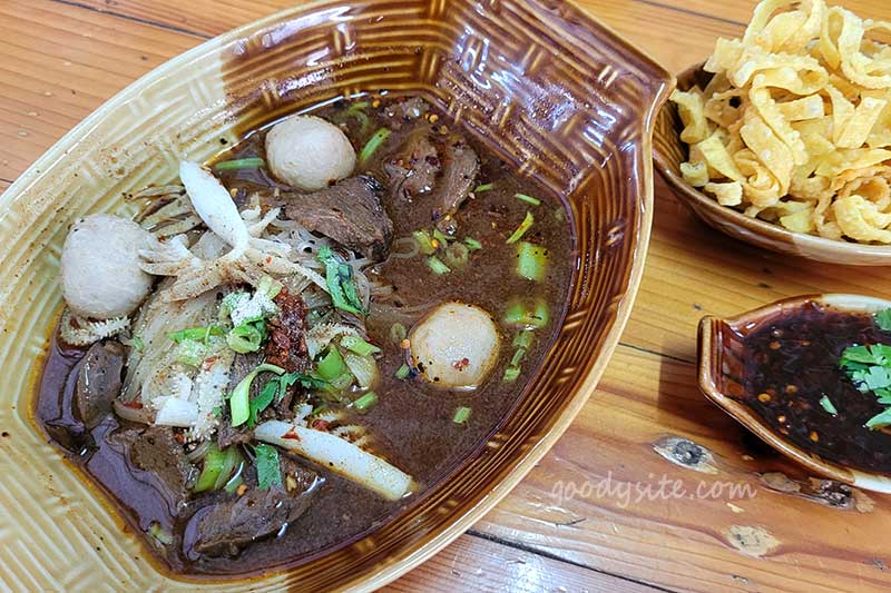 ก๋วยเตี๋ยวเรือแซ่บ คลองสี่