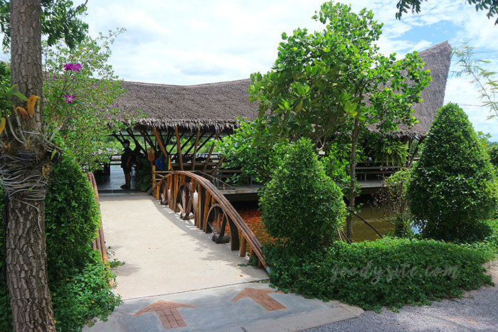 เพชรบุรี 5 ร้านข้าวใหม่ปลามัน