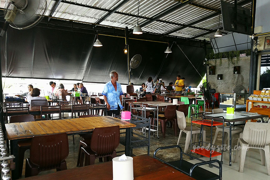 นครปฐม 3 ร้านอาหารครัวบ้านพ่อ
