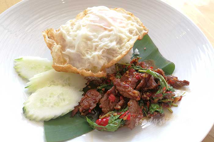 พัทยา 2 ครัวมะขาม ร้านอาหารที่อร่อยมาก