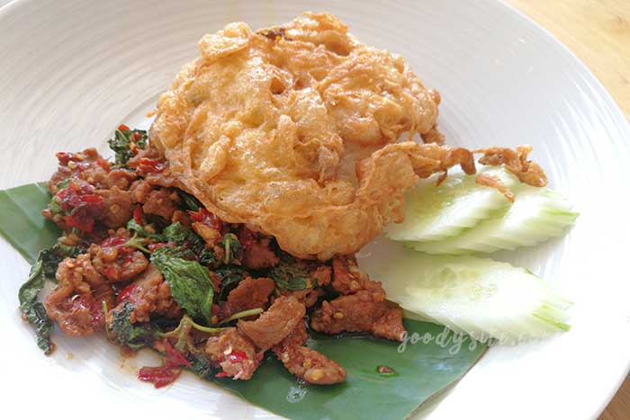 พัทยา 2 ครัวมะขาม ร้านอาหารที่อร่อยมาก