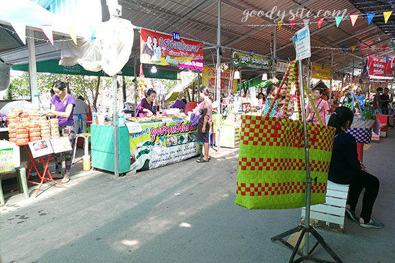 สวนน้ำพันท้ายนรสิงห์ 2 ตลาดริมคลองพ่อพันท้าย