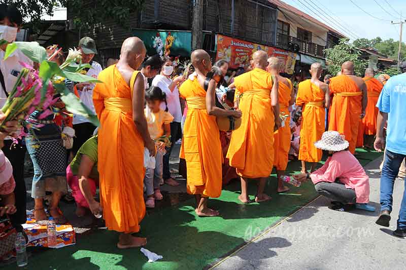 สระบุรี 1 - ตักบาตรดอกเข้าพรรษา