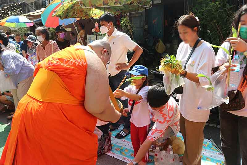 สระบุรี 1 - ตักบาตรดอกเข้าพรรษา