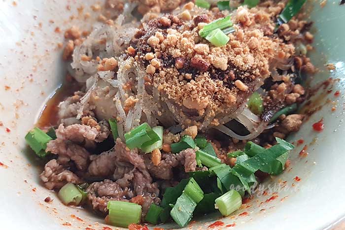 ต้อยก๋วยเตี๋ยวเรือ วัดมะกอก