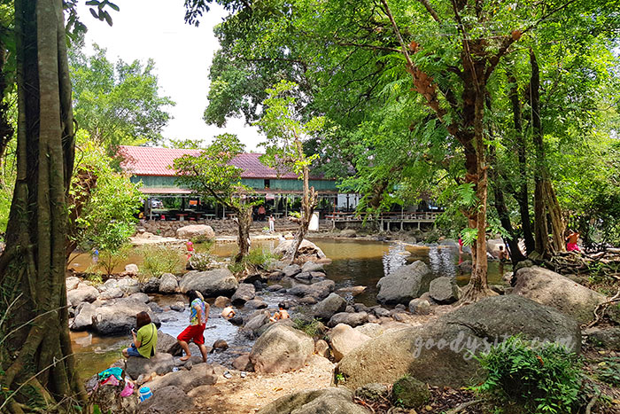 นครนายก 2 น้ำตกนางรอง
