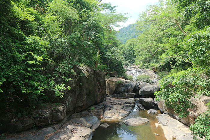 นครนายก 2 น้ำตกนางรอง