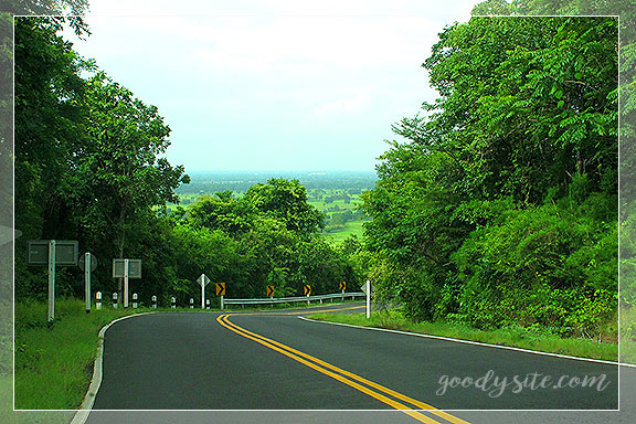 บุรีรัมย์ 9 บนถนน On the Road เดินทางค้นหาอุทยานประวัติศาสตร์
