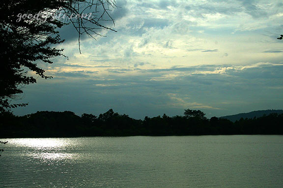 บุรีรัมย์ 15 ทะเลาสาบสีเงิน ข้างปราสาทเมืองต่ำ