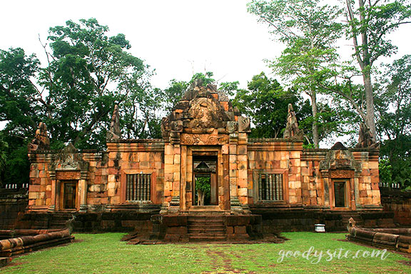 บุรีรัมย์ 14 ปราสามเมืองต่ำ อ. ประโคนชัย จ. บุรีรัมย์
