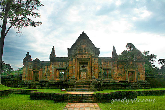 บุรีรัมย์ 14 ปราสามเมืองต่ำ อ. ประโคนชัย จ. บุรีรัมย์