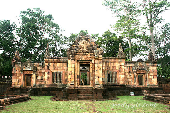 บุรีรัมย์ 14 ปราสามเมืองต่ำ อ. ประโคนชัย จ. บุรีรัมย์