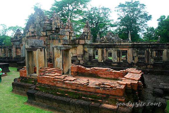 บุรีรัมย์ 14 ปราสามเมืองต่ำ อ. ประโคนชัย จ. บุรีรัมย์