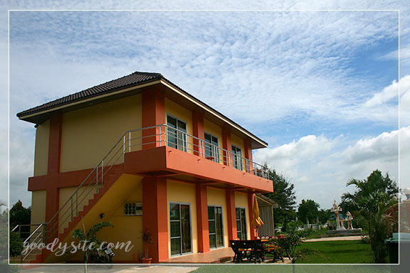บุรีรัมย์ 11 พี แอนด์ พี รีสอร์ท อ. ประโคนชัย จ. บุรีรัมย์