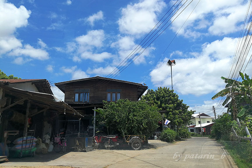 บุรีรัมย์ - วัดคาทอลิก - หมู่บ้านท่องเที่ยวไหม สนวนนอก