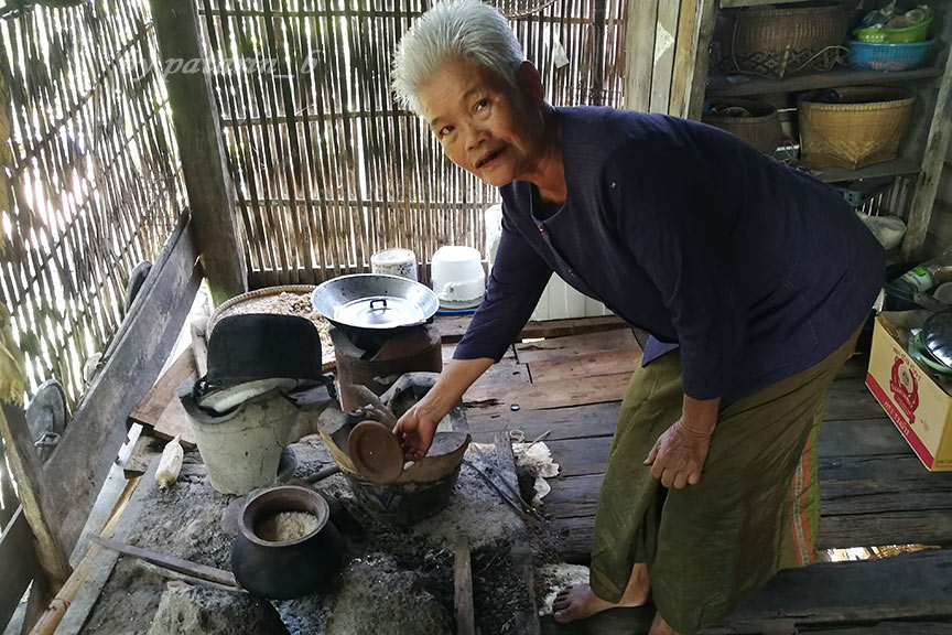 บุรีรัมย์ - วัดคาทอลิก - หมู่บ้านท่องเที่ยวไหม สนวนนอก