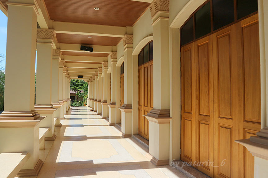 บุรีรัมย์ - วัดคาทอลิก - วัดแม่พระคนกลางแจกจ่ายพระหรรษทาน