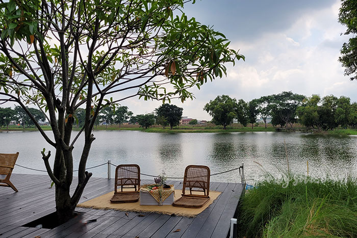 ร้าน ประกาย คาเฟ่ Prakai Cafe & Cuisine