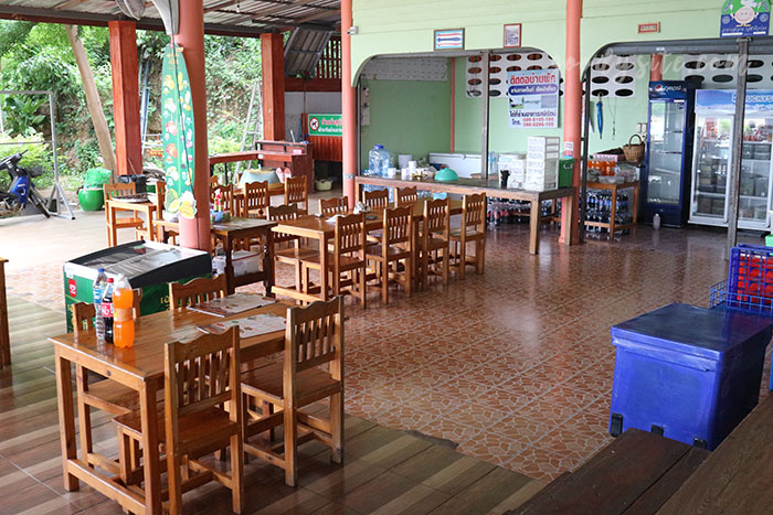 เพชรบุรี 3 ร้านอาหารกษิรัตน์ แก่งกระจาน