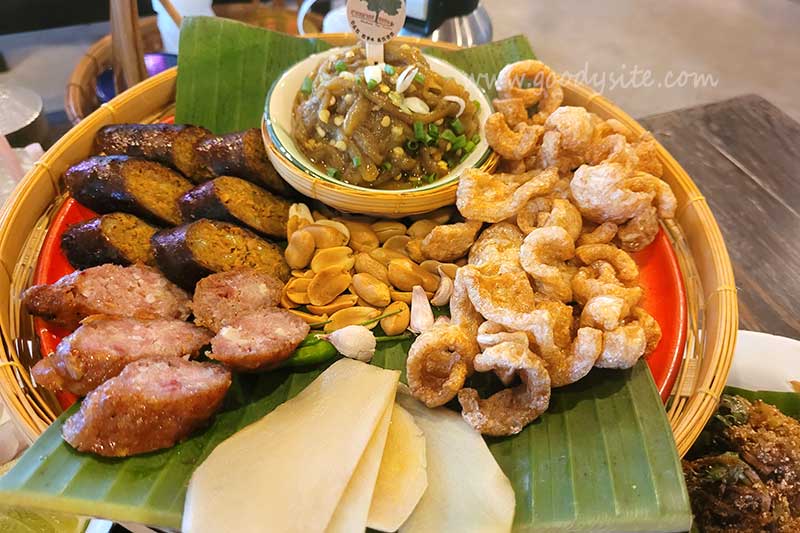 ร้านสายลมจอย ซอย 1