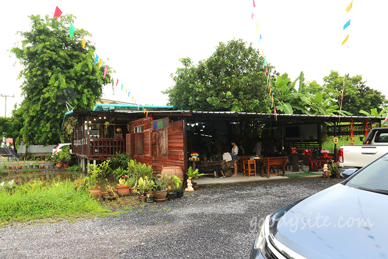 ร้าน หอมฉุย by โกอาร์ท