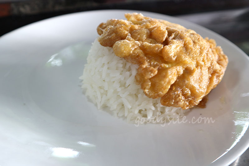 ร้าน หอมฉุย by โกอาร์ท