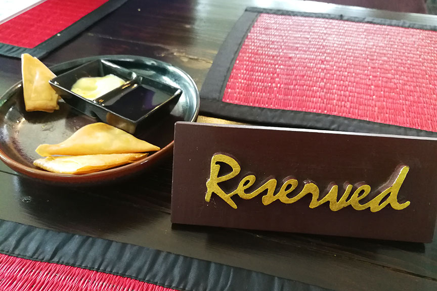 ร้านอาหาร เพลิน เพลิน Ploen Ploen Restaurant