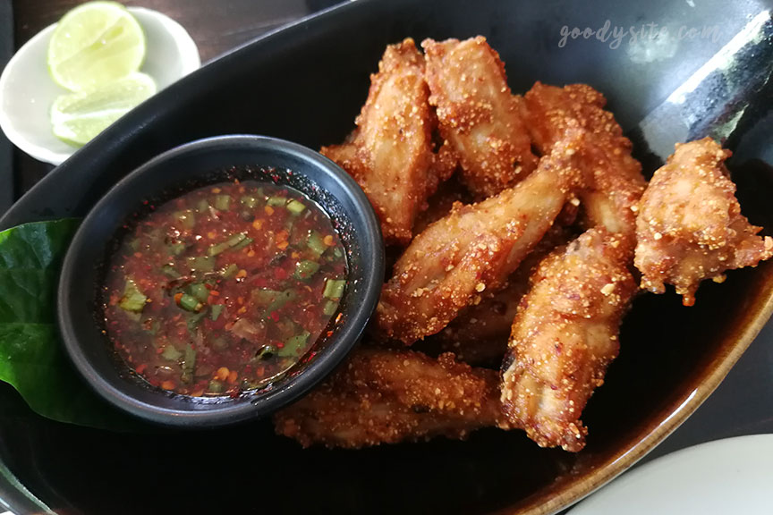 ร้านอาหาร เพลิน เพลิน Ploen Ploen Restaurant