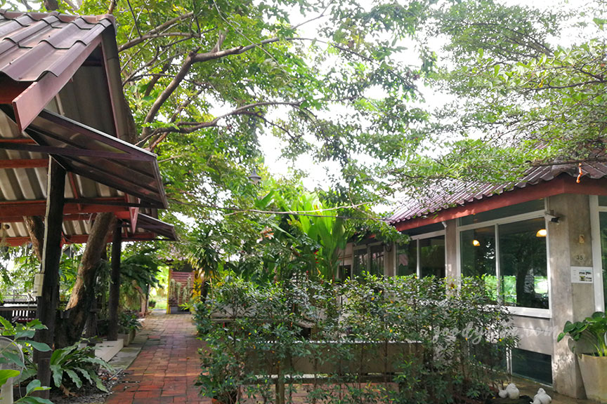 ร้านอาหาร เพลิน เพลิน Ploen Ploen Restaurant
