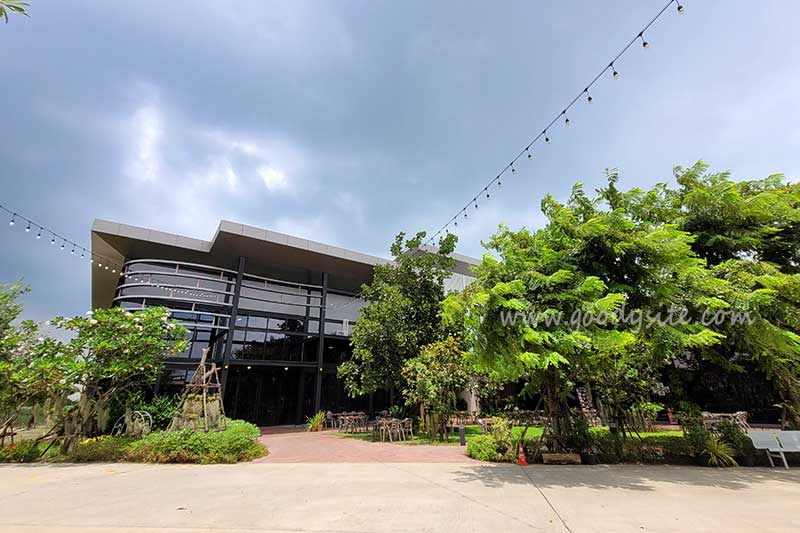 ร้านเพกะลาว ลำลูกกา