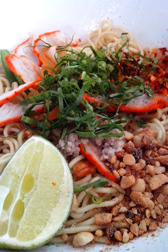 สุโขทัย 11 ก๋วยเตี๋ยวสุโขทัย เจ๊แฮ