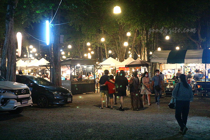 หัวหิน 4 ตลาดกลางคืน ทั้ง Cicada และ Tamarind 