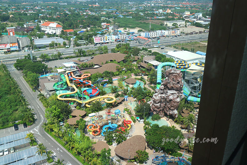 หัวหิน 1 โรงแรม ฮอลิเดย์ อินน์ วานา นาวา