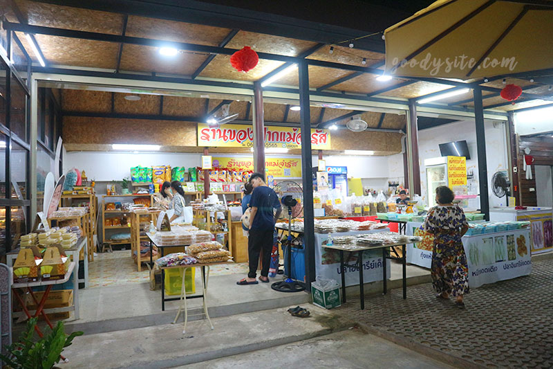 หัวหิน 3 ร้านอาหาร โอเอ็กซ์ซีฟู๊ด