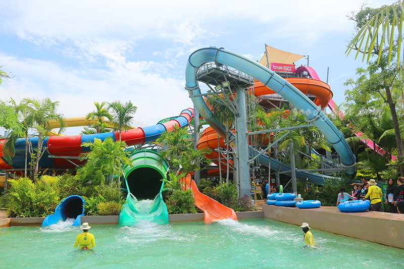 หัวหิน 2 สวนน้ำ วานา นาวา วอเตอร์ จังเกิ้ล หัวหิน