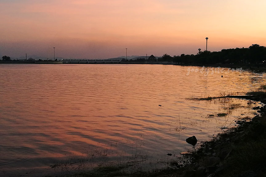 ลพบุรี เที่ยวเขื่อนป่าสักฯ นั่งรถไฟลอยน้ำ และพักที่ภัทรประภารีสอร์ท