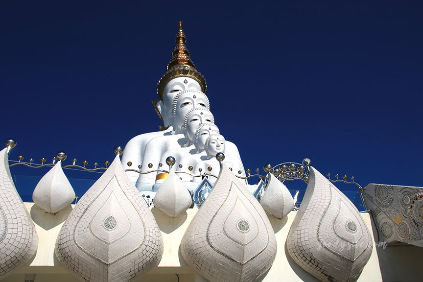 เพชรบูรณ์อีกครั้ง 7 วัดพระธาตุผาซ่อนแก้ว