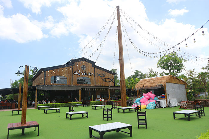 แปดริ้ว 3 ร้าน มีน้ำมีปลา