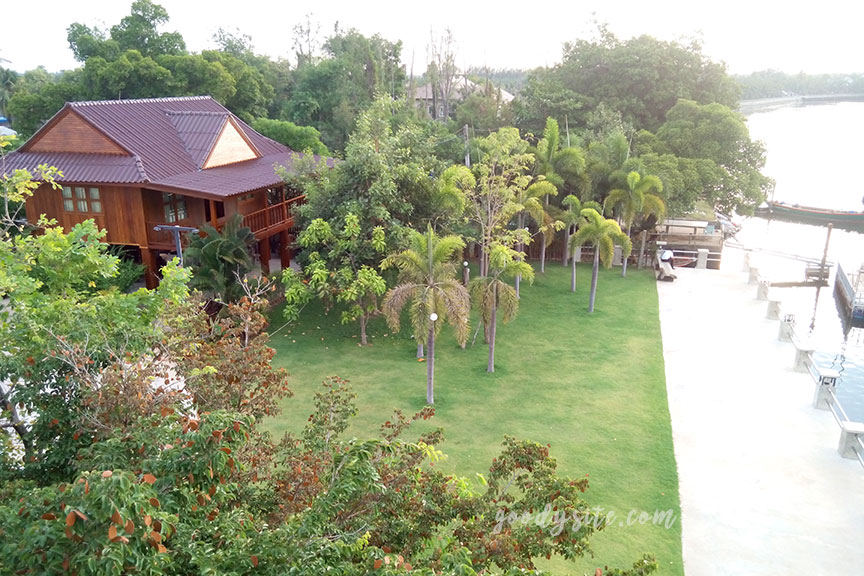 แปดริ้ว 5 ครัวอิ่มสุข @บ้านอยู่เป็นสุข แปดริ้ว