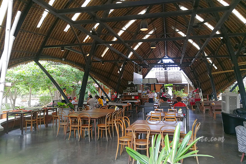 แปดริ้ว 1 ร้านอาหารเปียซิม การ์เด้น