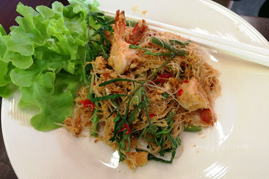 แปดริ้ว 1 ร้านอาหารเปียซิม การ์เด้น