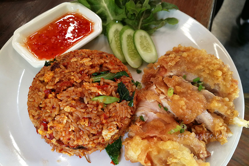 แปดริ้ว 1 ร้านอาหารเปียซิม การ์เด้น