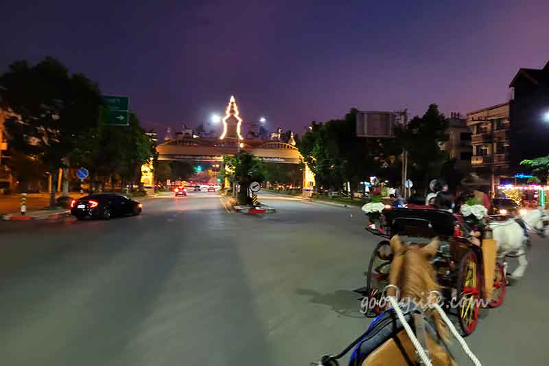 จากแม่แจ่ม แวะน้ำตกวชิรธาร และดิ่งไปพักที่ลำปาง