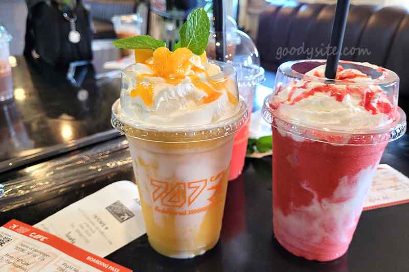 747 คาเฟ่ ลาดกระบัง