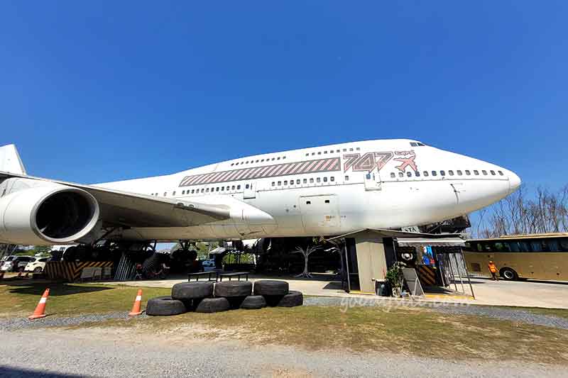 747 คาเฟ่ ลาดกระบัง