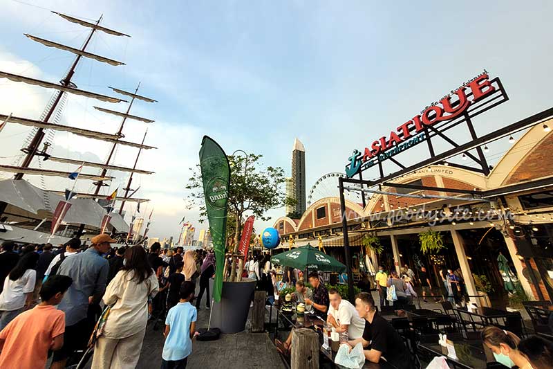 เอเชียทีค ที่เช็คอิน ชิลๆ ริมแม่น้ำเจ้าพระยา