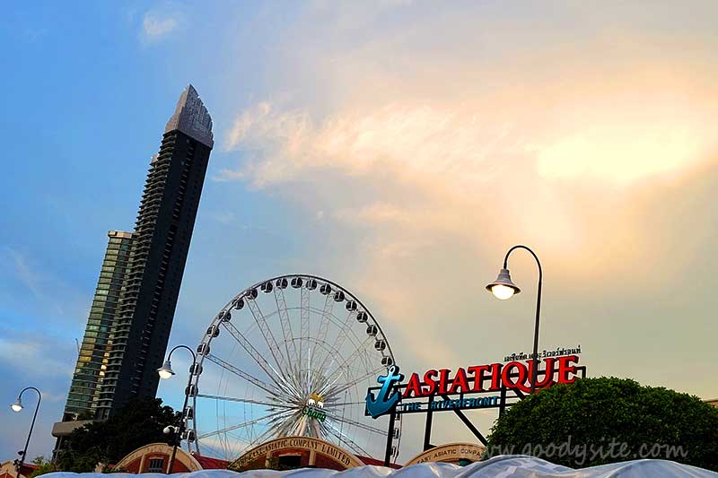 เอเชียทีค ที่เช็คอิน ชิลๆ ริมแม่น้ำเจ้าพระยา