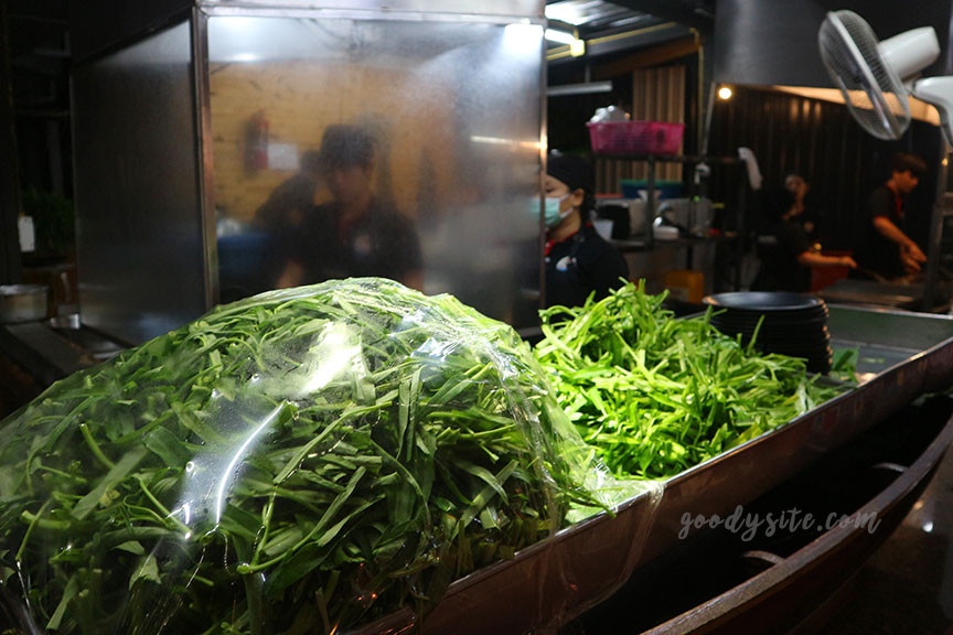 ภูเก็ต 5 ไบกินกุ บุฟเฟ่