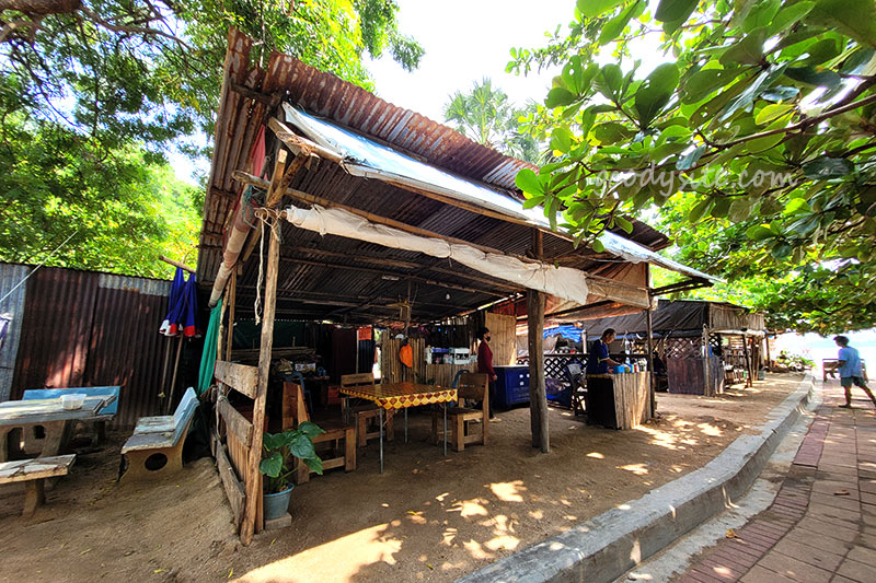 ร้านลึกลับริมหาด ฝั่งนาเกลือ ฟินก่อนกลับบ้าน