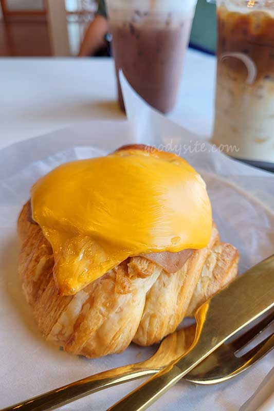 ร้าน Bread Factory 